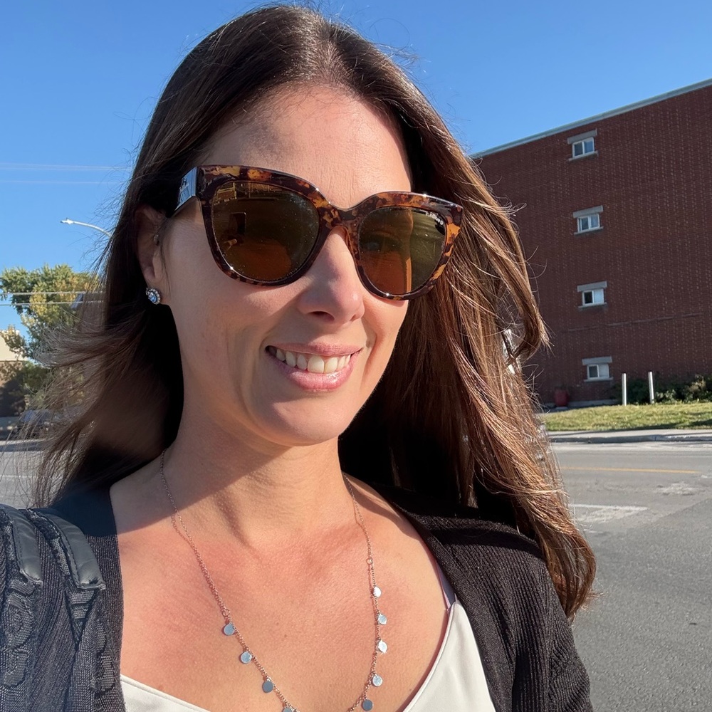 I sell my pieces so I can shop yours (it’s all about balance, right? 😅 🇨🇦